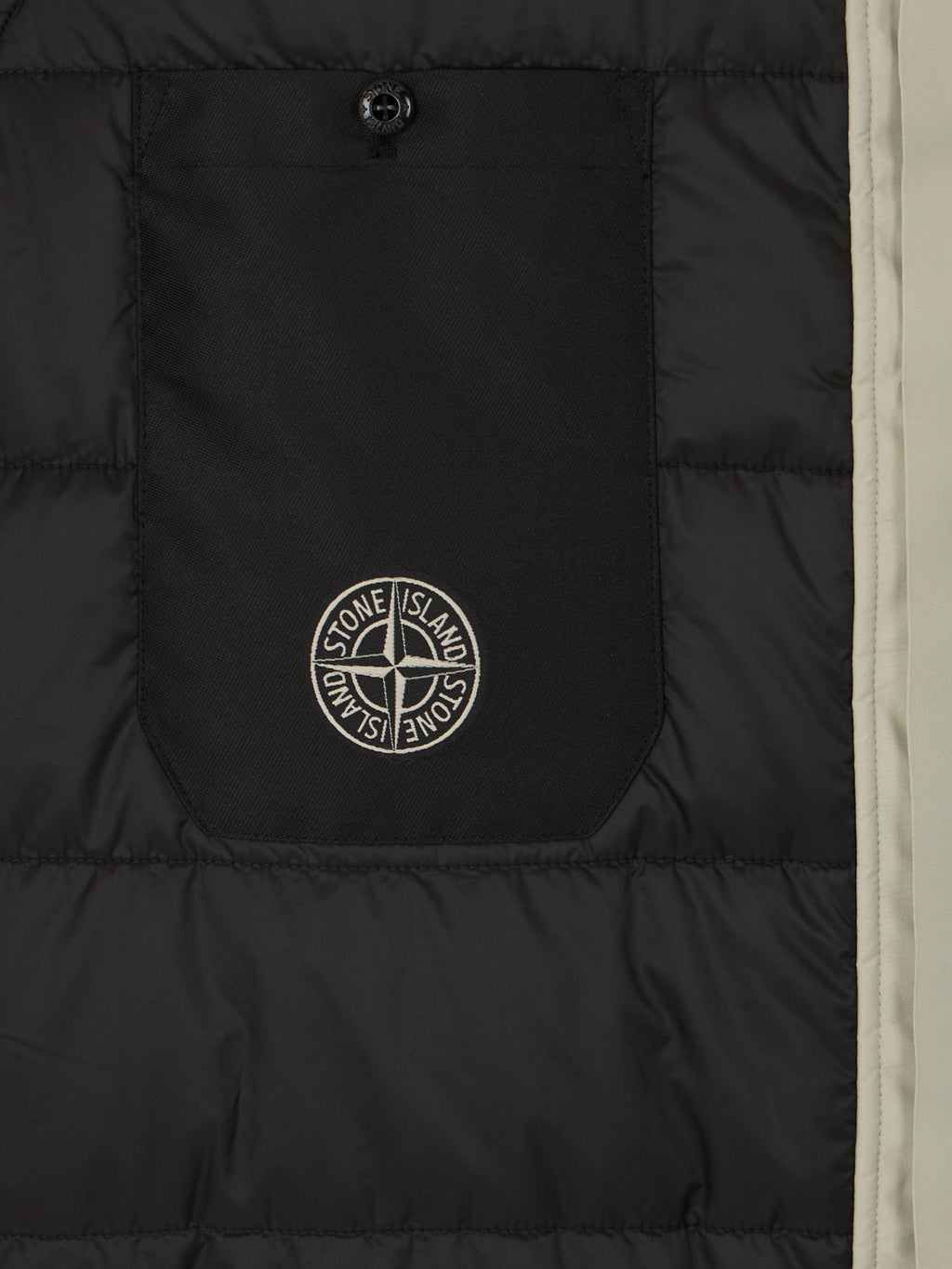 412G1 3L GORE-TEX MADE WITH RECYCLED BIONIC POLYESTER FACE _STONE ISLAND STELLINA