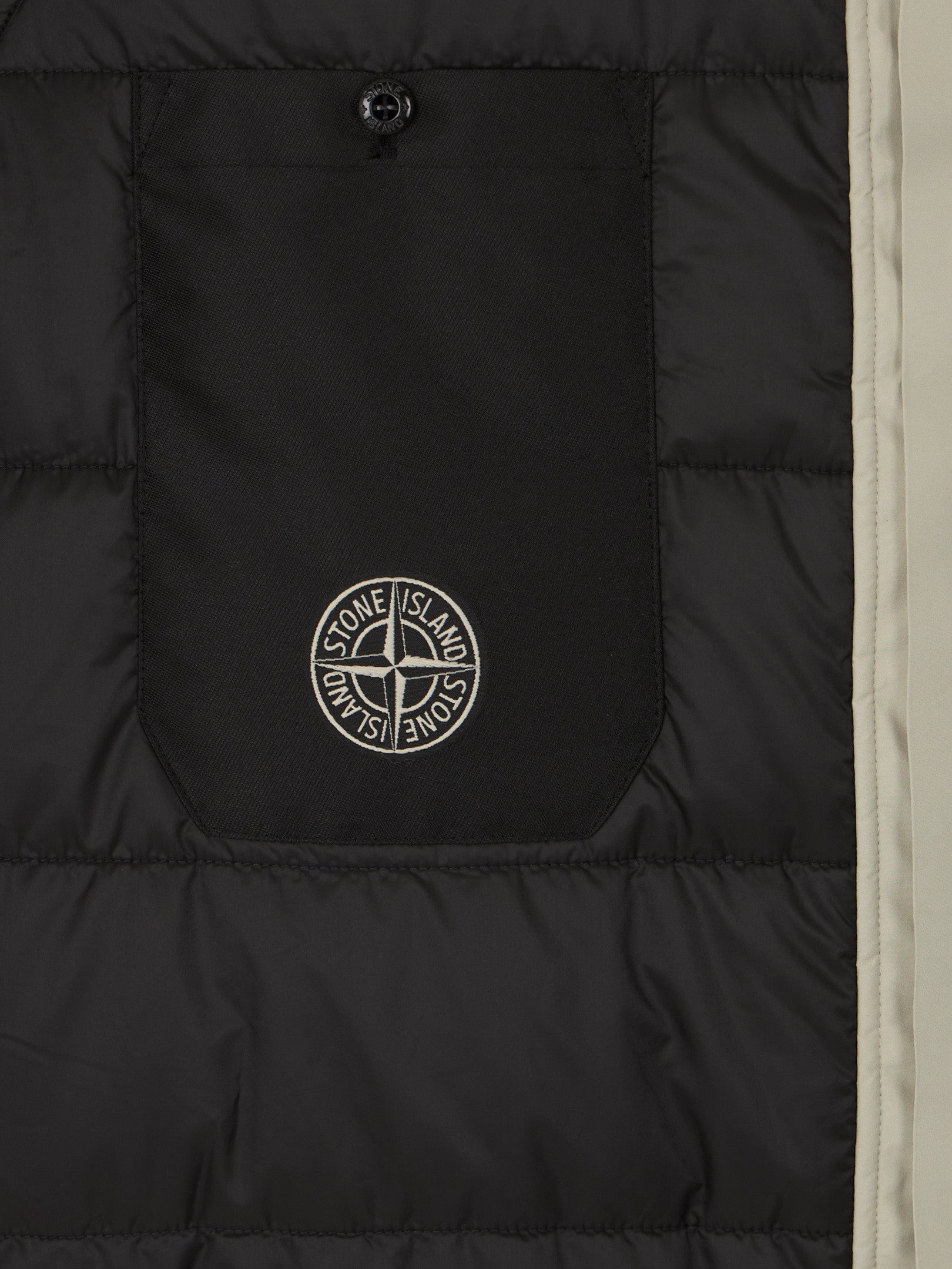 411G1 3L GORE-TEX MADE WITH RECYCLED BIONIC POLYESTER FACE _STONE ISLAND STELLINA