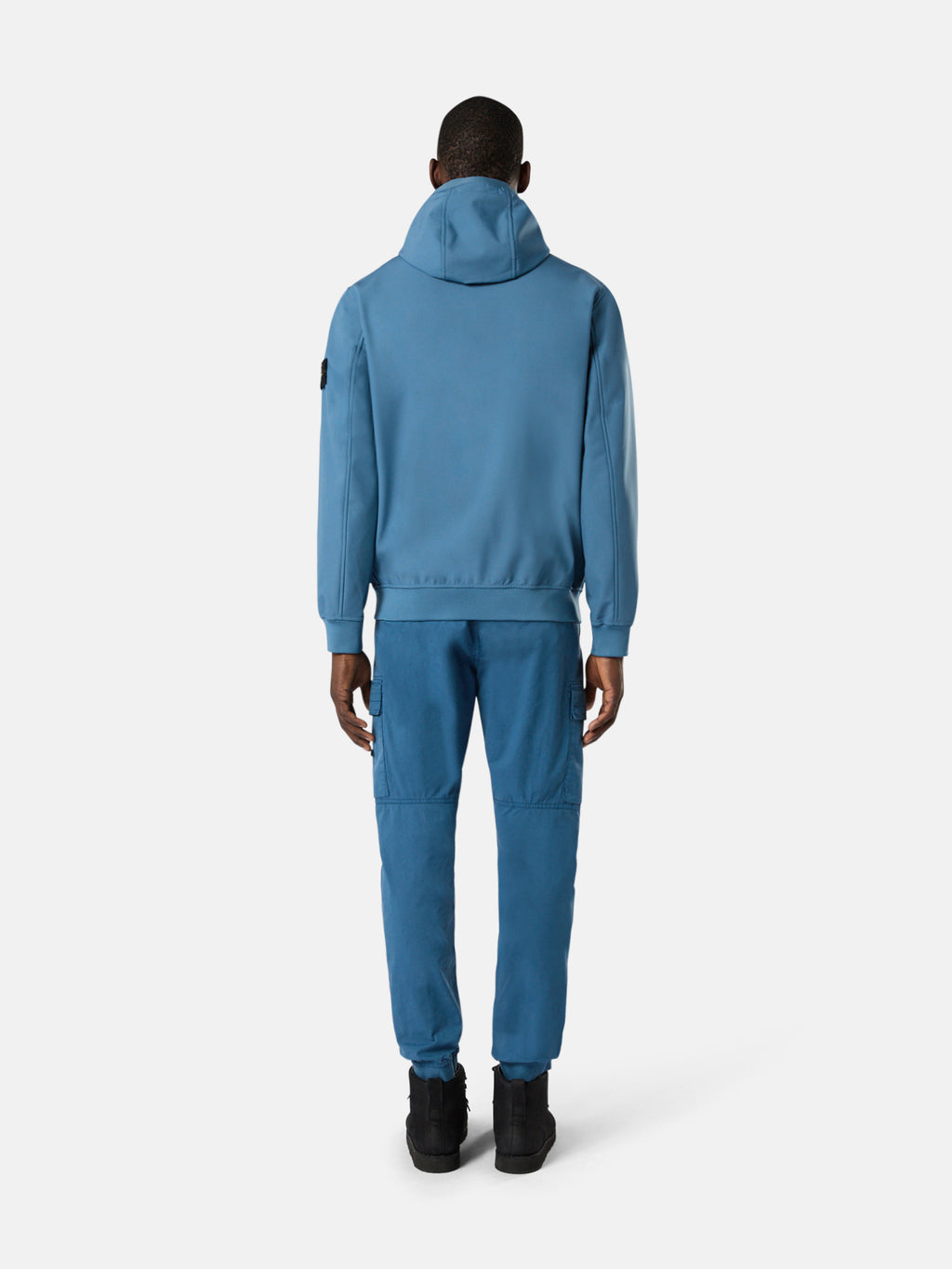 Q0322 SOFT SHELL-R_e.dye® TECHNOLOGY IN RECYCLED POLYESTER
