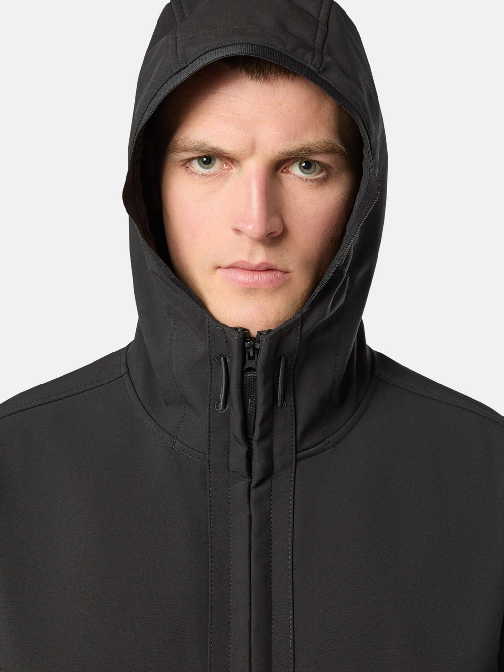 Q0322 SOFT SHELL-R_e.dye® TECHNOLOGY IN RECYCLED POLYESTER